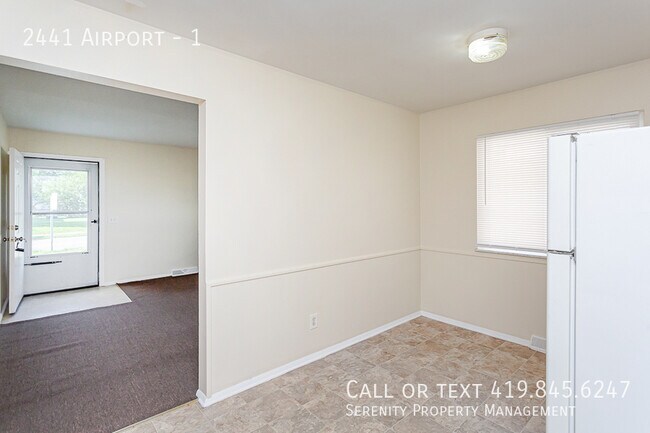 Building Photo - 2441 Airport-1