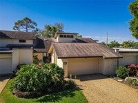 Building Photo - 4660 La Jolla Dr