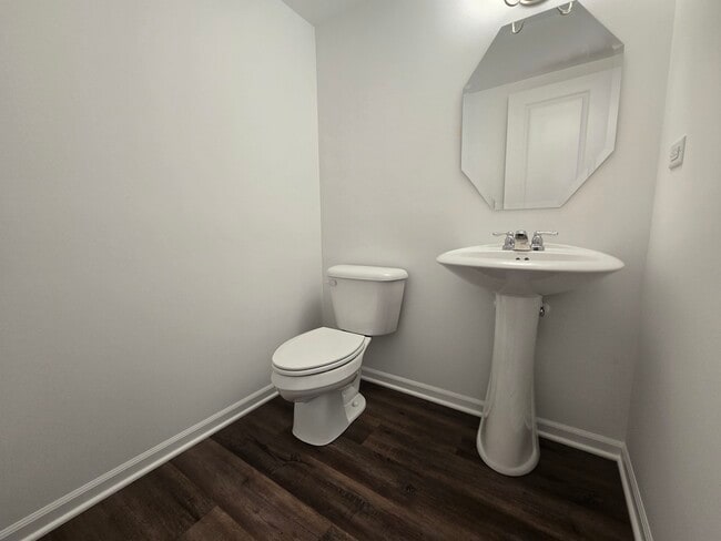 Building Photo - 4509 Chelsea Mnr Cir