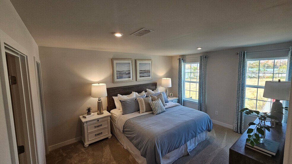 Building Photo - 1009 Horse Whisper Run