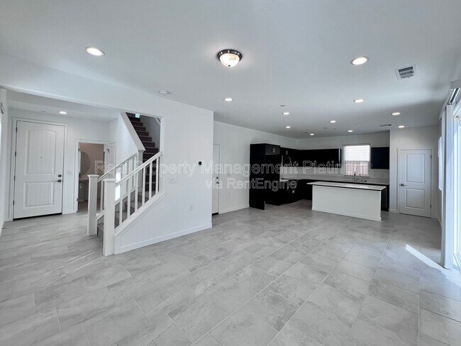 Building Photo - 2903 E Tierra Dr