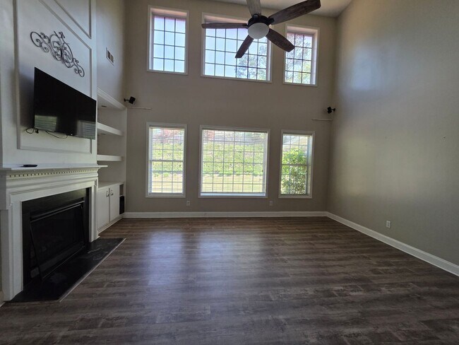 Building Photo - 177 Mill House Ln