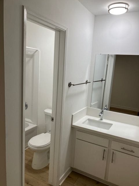 Building Photo - 333 Vernon Ave