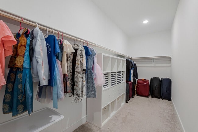 Building Photo - 22956 Aurora Vw Dr