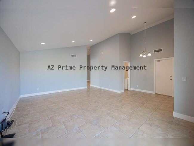 Building Photo - 2229 N 87th Way