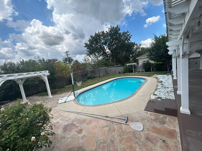 Building Photo - 16731 Marsala Springs Dr