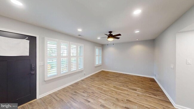 Building Photo - 1689 Westwind Way