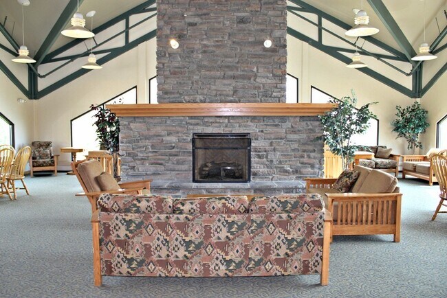 Building Photo - 4200 Lodgepole Cir