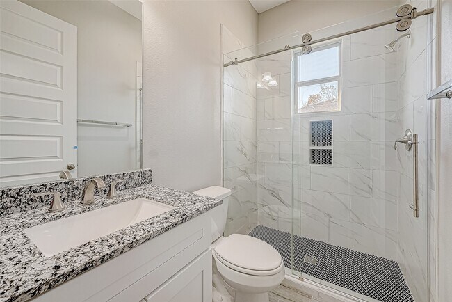 Building Photo - 3639 Needville Ave