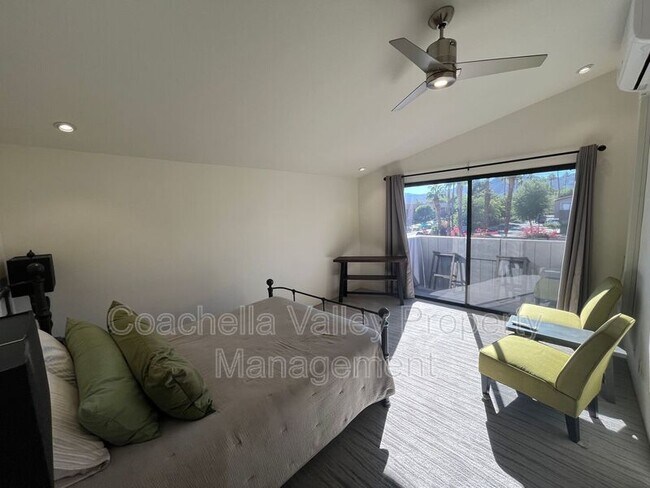 Building Photo - 287 S Civic Dr