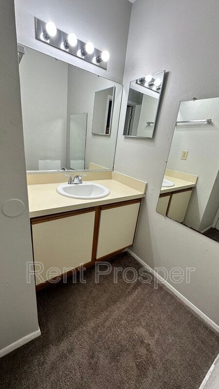 Building Photo - 4153 S Semoran Blvd