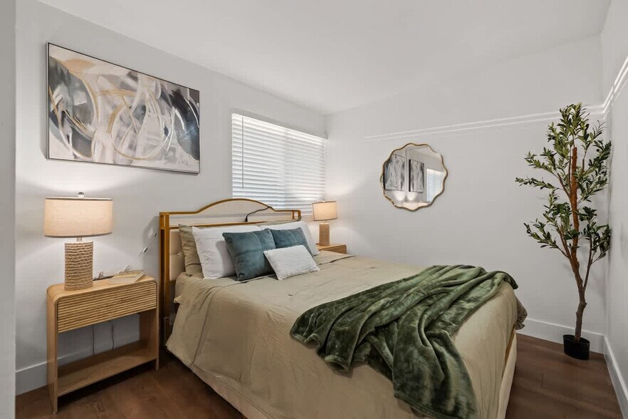 Building Photo - 1676 Raynell Way