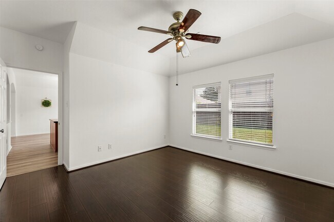 Building Photo - 25118 Hazel Ranch Dr