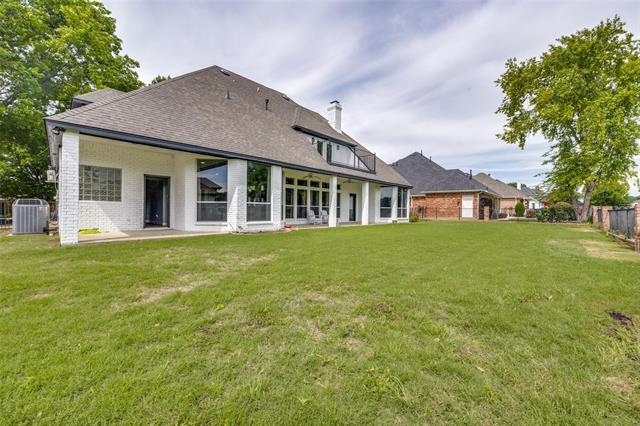 Building Photo - 818 Riviera Dr
