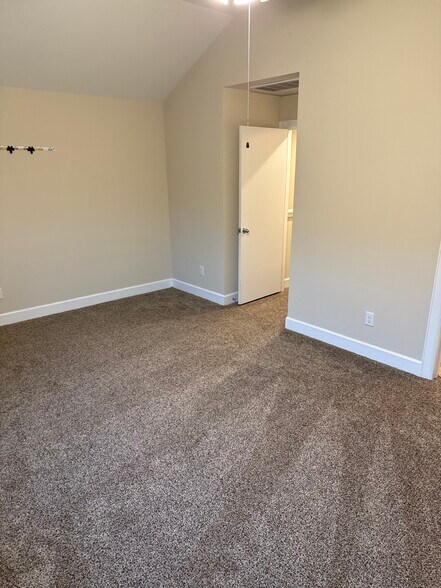 Building Photo - 8705 Bryam