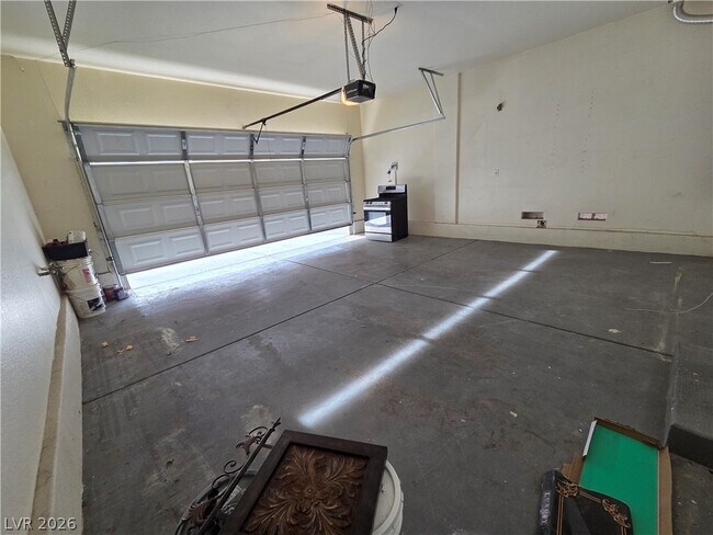 Building Photo - 3504 Lonesome Drum St