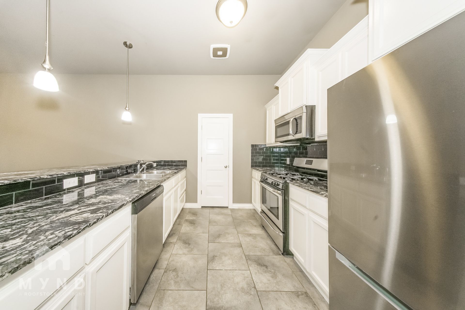 Building Photo - 1019 Merlin Dr