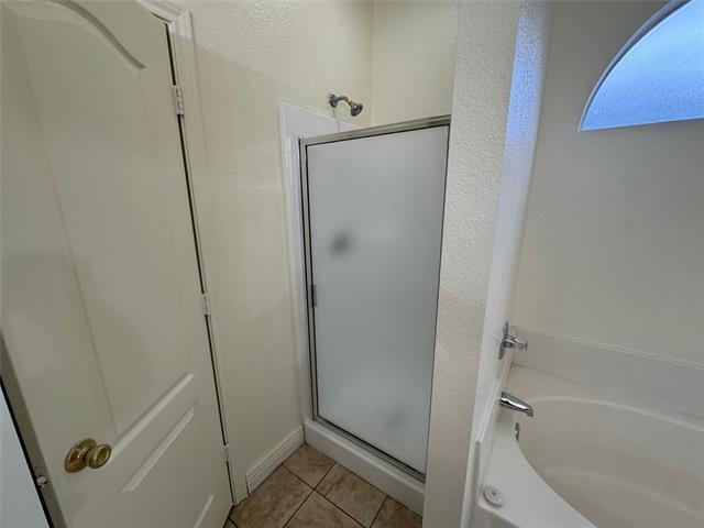 Building Photo - 8213 3 Bars Dr