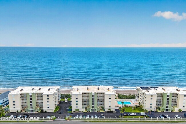 Building Photo - 403 Jimmy Buffett Mem Hwy