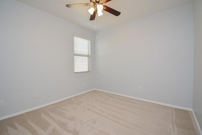 Building Photo - 20610 Hawkins Manor Ln