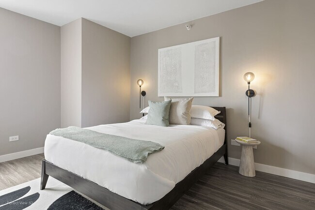 Building Photo - 45 E Chicago Ave