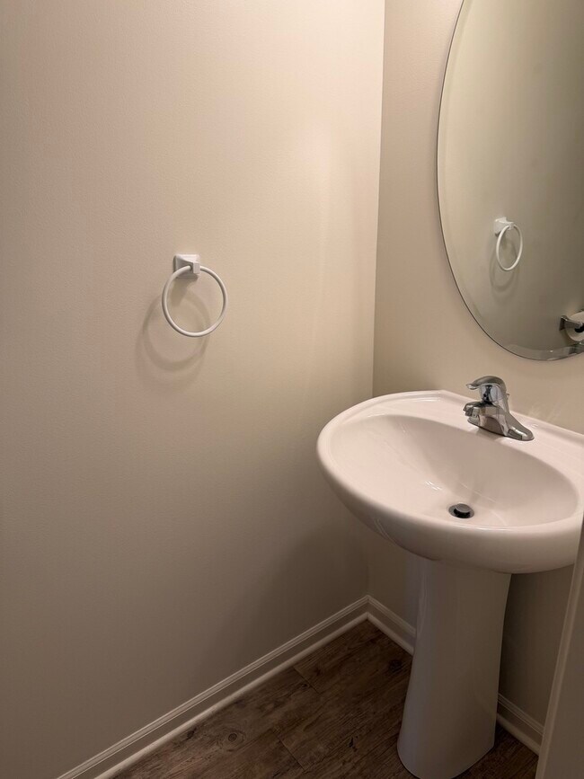 Building Photo - 658 Anchorage Ct