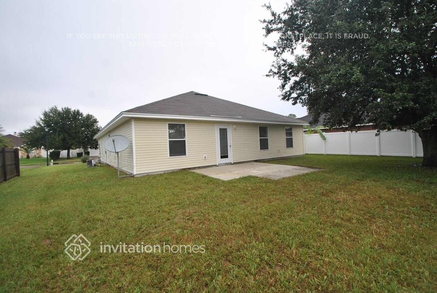 Building Photo - 11088 Dusenburg Ct