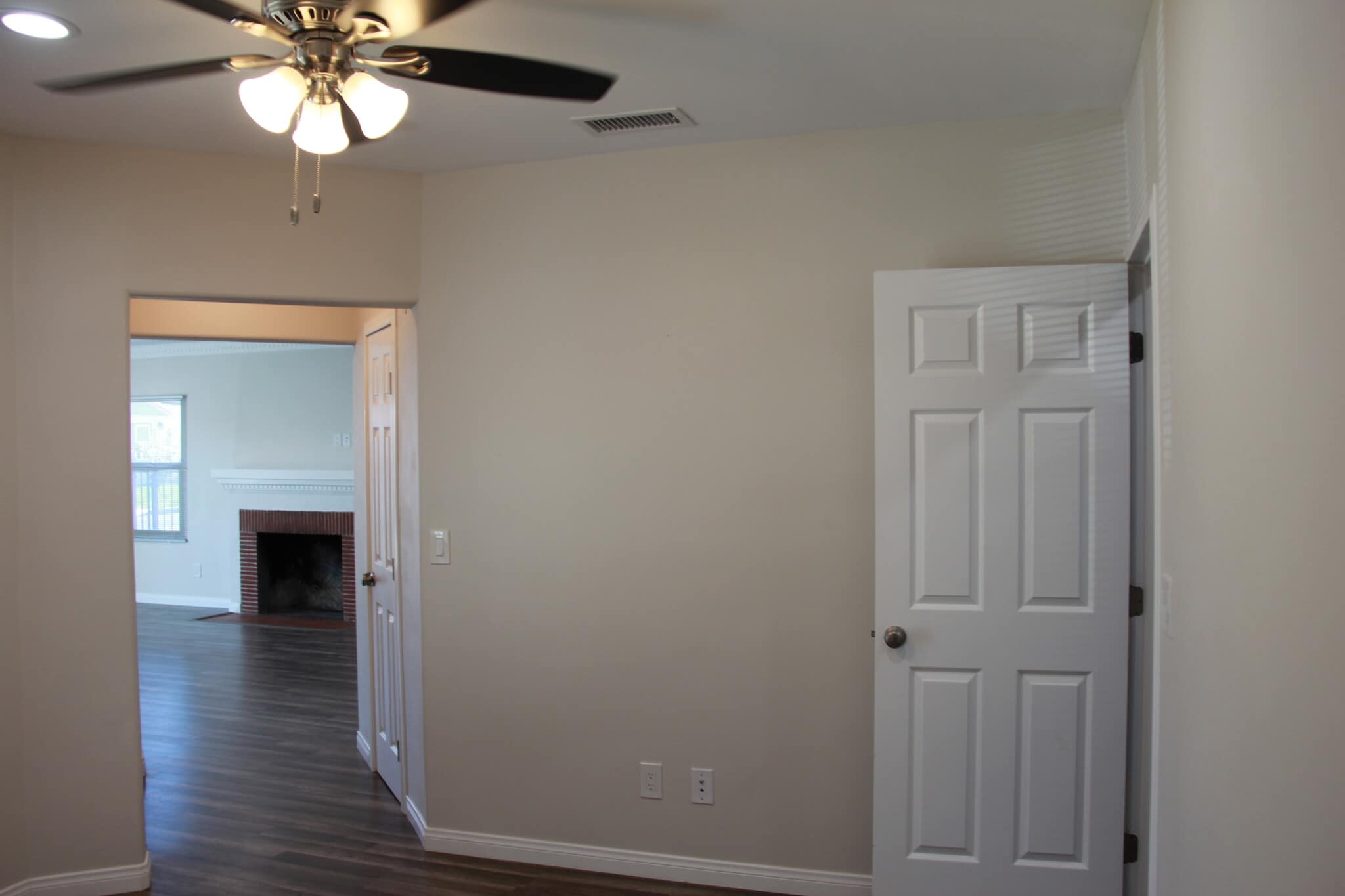 dining room - 2334 S Garth Ave