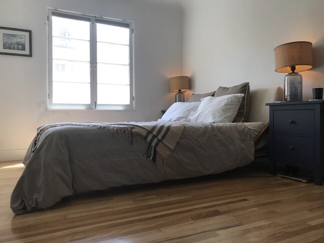 Bedroom - 3130 Broadway