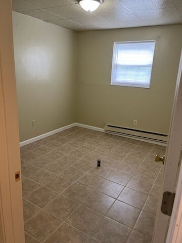 Building Photo - 381 Corisande Hill Rd