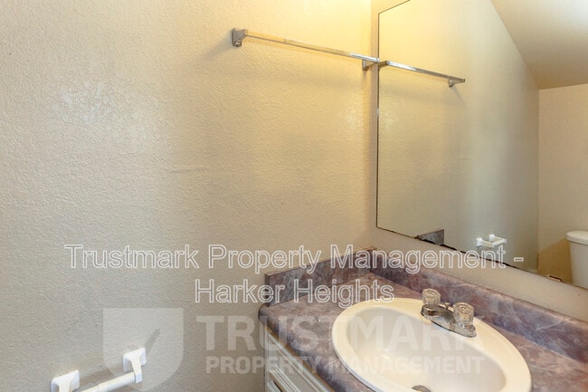Building Photo - 3103 Courtney Ln