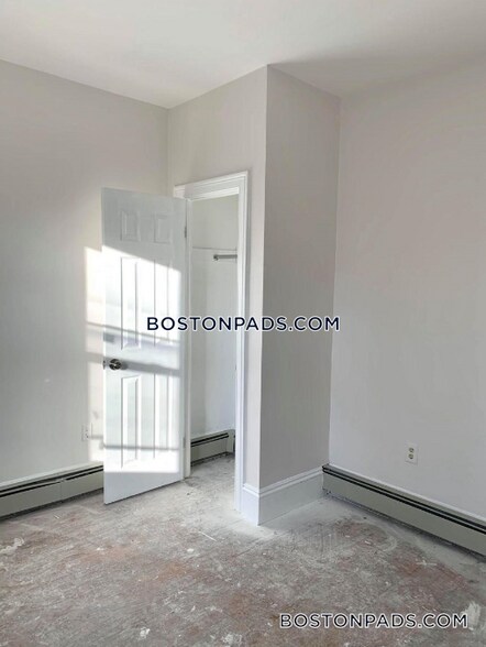 Building Photo - 86 Norfolk St