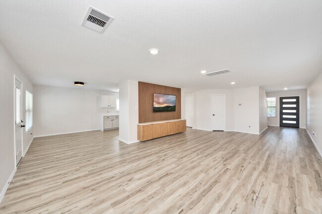 Building Photo - 26722 Lantana Cyn Dr