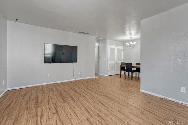 Building Photo - 7968 Chase Cir