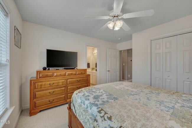 Building Photo - Great 3 Bedroom Home on Cul-de-Sac Lot with Garage & Screened Porch