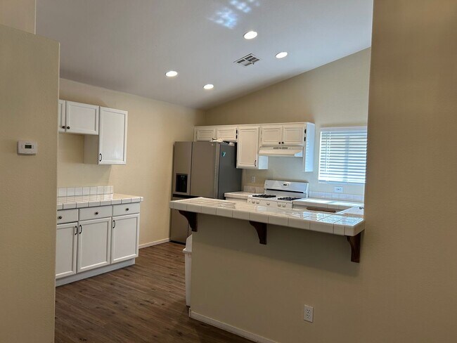 Building Photo - Single Story North Las Vegas home