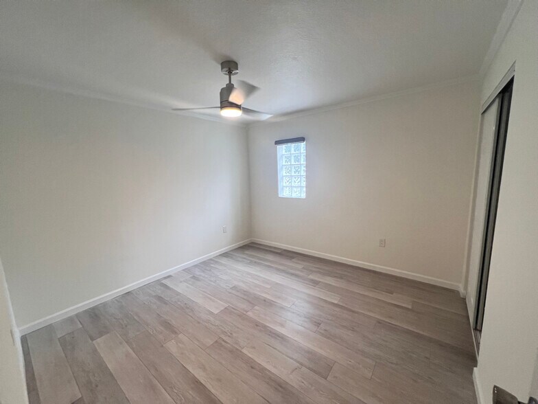 Building Photo - 3419 Van Nuys Loop