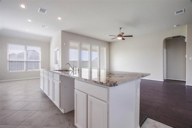 Building Photo - 17527 Field Row Trl