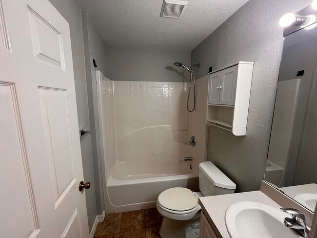 Building Photo - 305 Seclusion Blvd