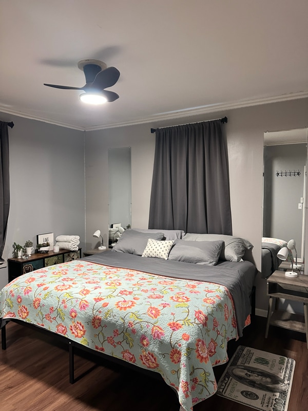 Building Photo - 676 Hampden St