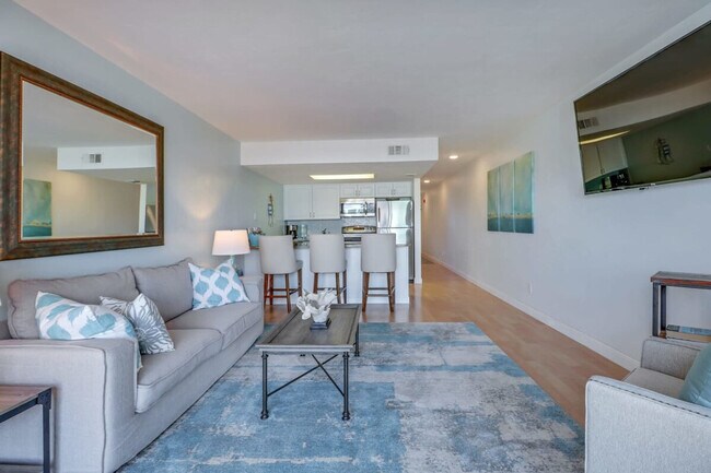 Building Photo - 260 Southbay Dr