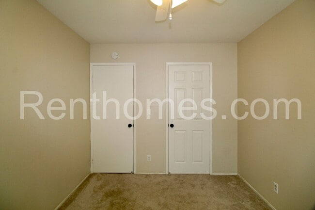 Building Photo - 13744 Fairgate Dr