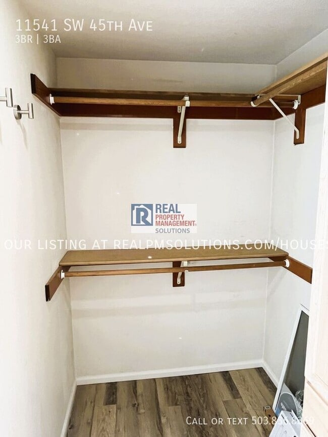 Building Photo - 11541 SW 45th Ave