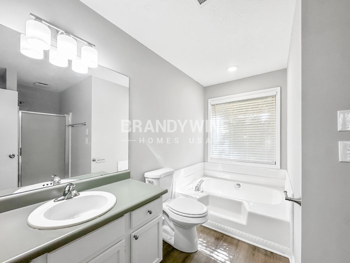 Building Photo - 3161 Summer Wood Cir