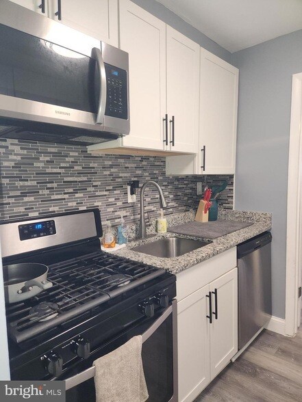 Primary Photo - 3807 St Barnabas Rd