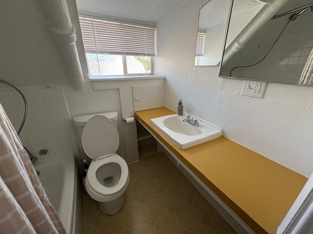 Building Photo - Historic 1BR/1BA in Capitol Hill – Availab...