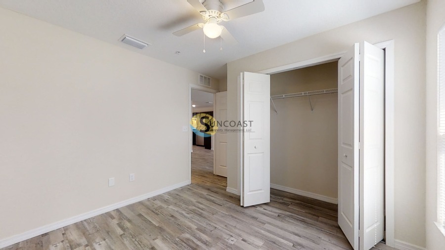 Building Photo - 9454 N Travis Dr