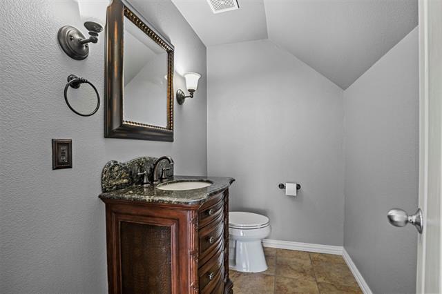 Building Photo - 5103 Iroquois Dr