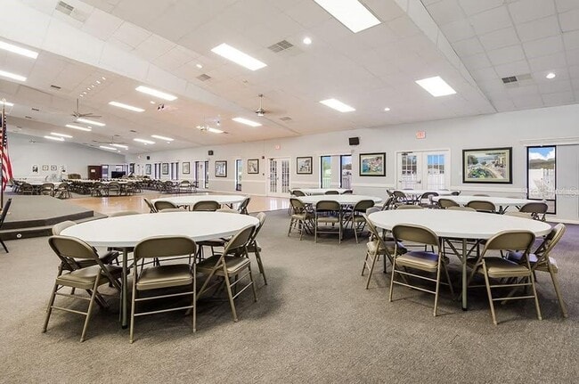 Building Photo - 429 Heron Hollow