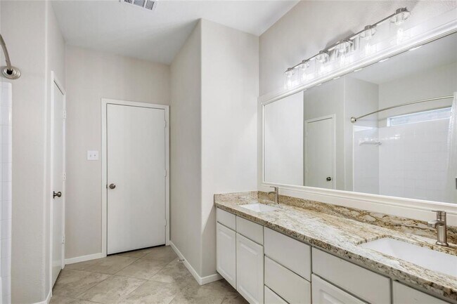 Building Photo - 17826 Alpine Brook Ln